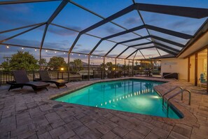 Pool - Coral Breeze Villa - Heated Pool, Canal View & More! (Cape Coral)