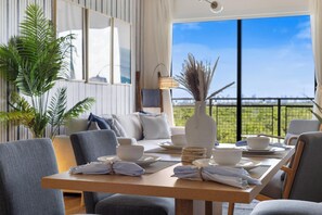 Dining - Luxury 2BR/2BA w/ Pool & 50ft Balcony • 1mi to Beach • 8min to FLL (Dania Beach)