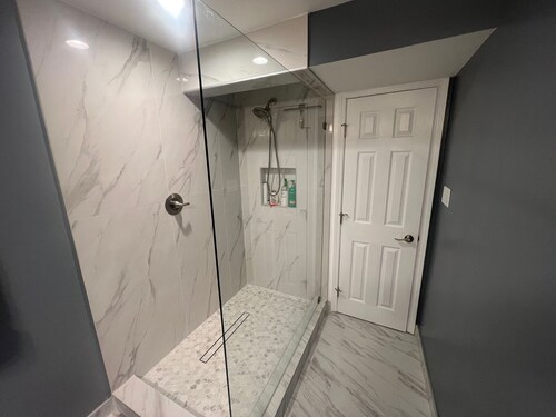 Spacious Private Basement Apartment in Herndon - Quiet & Comfortable