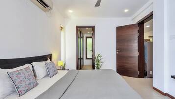 Villa, 3 Bedrooms, Pool View, Beachside