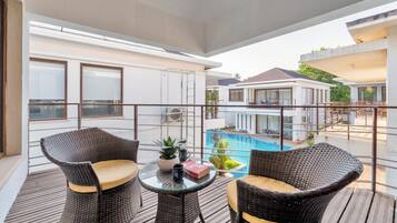 Villa, 3 habitaciones, vista a la alberca, junto a la playa | Terraza o patio