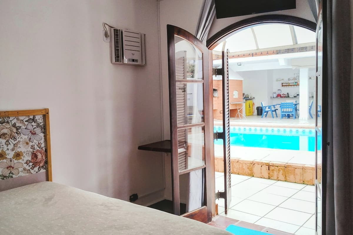 Comfort dubbelrum - utsikt mot poolen