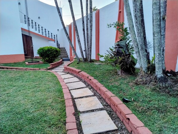 Property grounds - Cantinho no Litoral (São Sebastião)