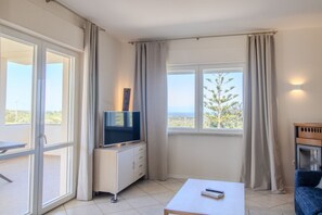 Living area - Attico Asinara è situato al piano superiore di una villa immersa nel verde (Marina di Sorso)