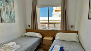 1 bedroom, iron/ironing board, WiFi, bed sheets - 1. Skol Marbella 540C (Marbella)