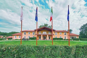 Front of property - Foresteria del Gavi (Tassarolo)