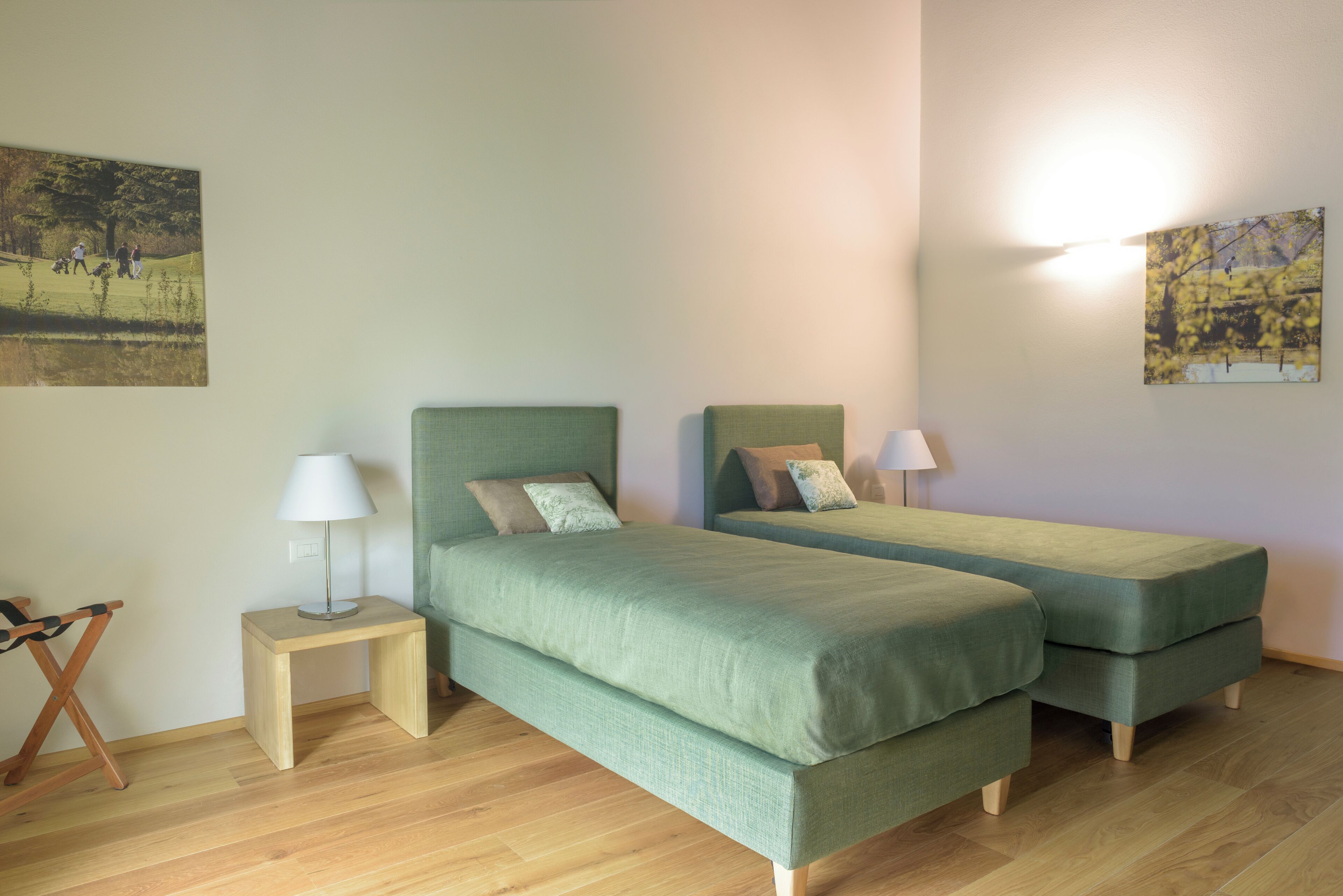Quarto casal ou duplo standard | Frigobar, cofres nos quartos, Wi-Fi de cortesia, roupa de cama