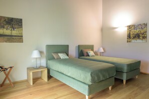 Standard Double or Twin Room | Minibar, in-room safe, WiFi (free), bed sheets