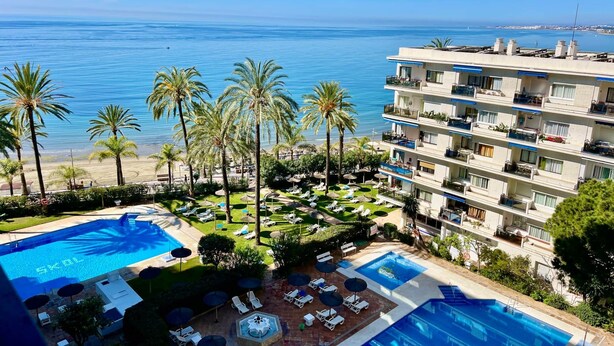Unclassified image, 1 of 18, button - 1.Skol Marbella 402A (Marbella)