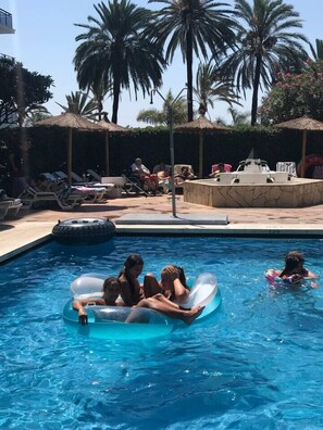 Pool - 1.Skol Marbella 712A (Marbella)
