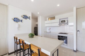 디럭스 아파트, 발코니, 시내 전망 | 전용 주방