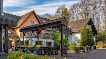 Apartment | Speisen im Freien