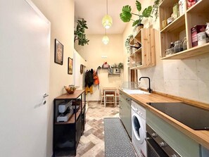 Private kitchen - Calm and quiet apartment in the heart of Naples (Napoli)