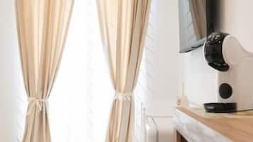 Luxury Suite, Balcony, City View | Interior