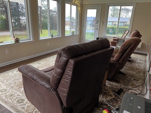 Restful ranch, 4.6 miles from The Masters. 3-bedroom house, 2 full baths