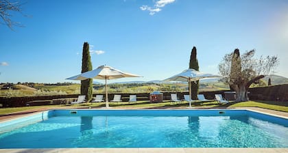 Exclusive Vineyard Suites at Tenuta Golo, Montepulciano