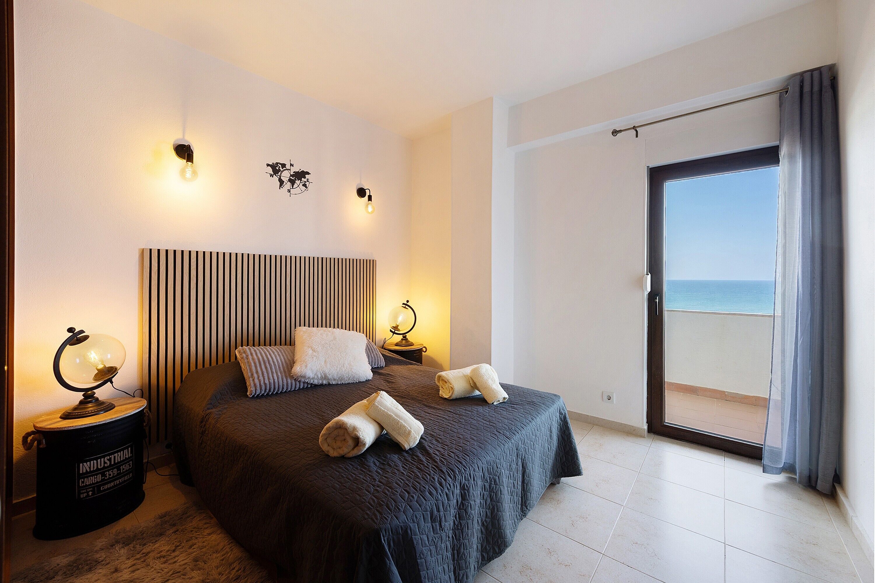 2 dormitorios, tabla de planchar con plancha, wifi y ropa de cama