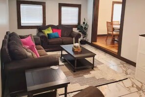 Smart TV - "The Amber House" : The Perfect Beach Vacation Home (corpus christi)