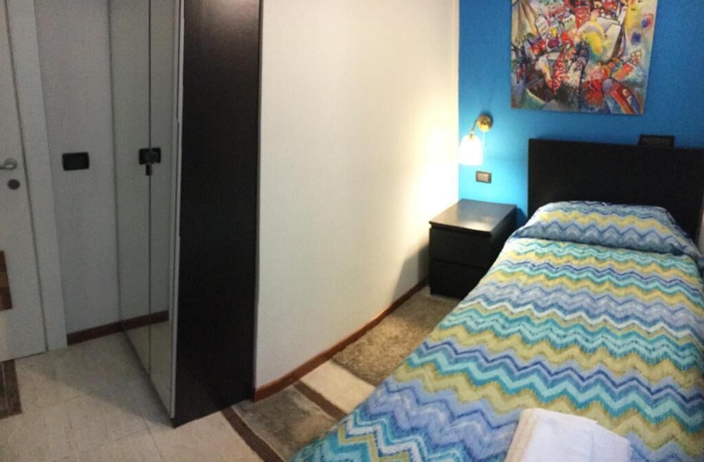 Habitación individual básica, vistas al patio