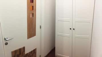 Deluxe-Einzelzimmer, Blick auf den Innenhof | Innenbereich