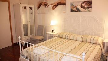 Habitació triple Deluxe, pati