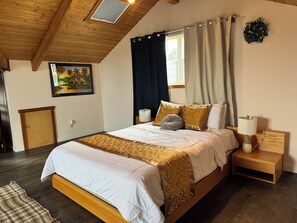 3 bedrooms, WiFi, bed sheets - Book your Perfect Coastal Getaway today and create unforgettable beach memories! (Lincoln City)