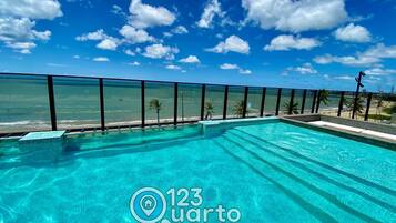 Piscina externa