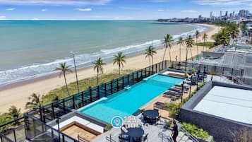 Apartamento luxo | Piscina | Piscina externa