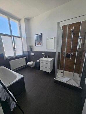 Chambre Confort double | Salle de bain