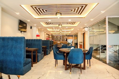 Dining. Merigold Hotel and Spa Pvt Ltd