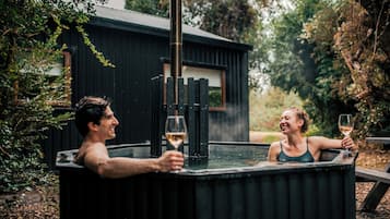Private spa tub