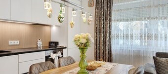 Apartment 'Reichenau' with Private Terrace, Private Garden and Wi-Fi