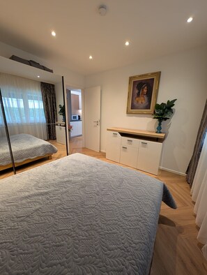 Room - Apartment 'Reichenau' with Private Terrace, Private Garden and Wi-Fi (Reichenau)