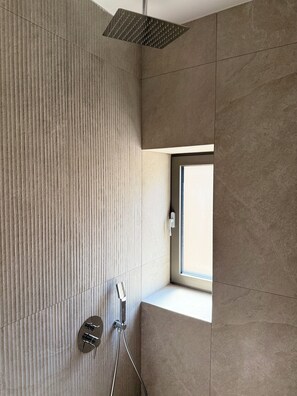 Shower, hair dryer, towels, soap - Sunrise Village Aptera Private Pool Villa No1 - Horizon (F477+79, Souda)