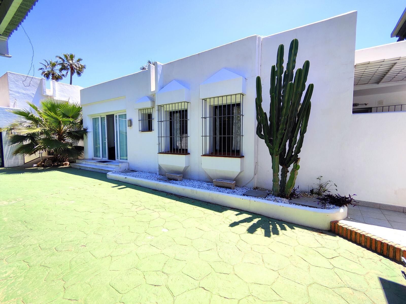 Villa, Multiple Bedrooms, Accessible Bathtub, Air conditioning | Exterior