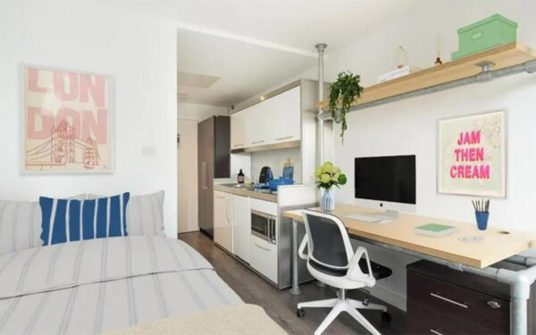 Student  Modern Studio At Spitalfields - Hoxton