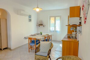 Dining - Casa Mimì (Orosei)