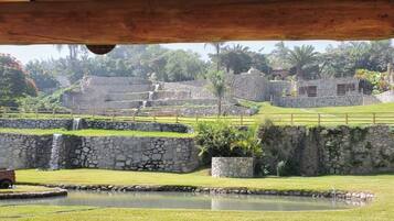 ํ์ฐ์ค | ์๋ฐ ์์ค ๊ตฌ๋ด