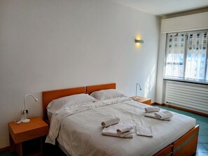 Free WiFi, bed sheets - Casa Mira - One Bedroom Apartment, Sleeps 4 (Arenzano)