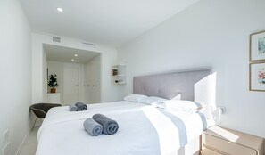 1 bedroom, iron/ironing board, WiFi, bed sheets - Casa Camarate - Luxury 1BR Seaviews Pool Garden (Casares Costa)