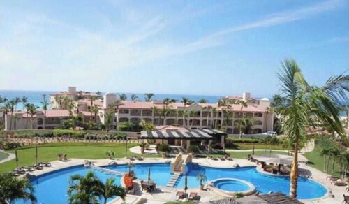 Beautifully Maintained 2-bed Condo in Las Mañanitas