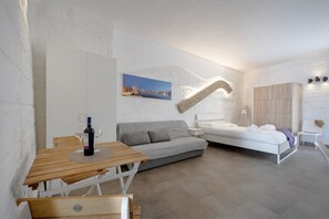 Interior - GuestHost - Comfy Studio Apartment with Terrace (Monopoli)