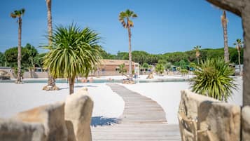 Enceinte de lâhĂ©bergement