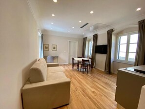 Phòng Suite | Khu phòng khách