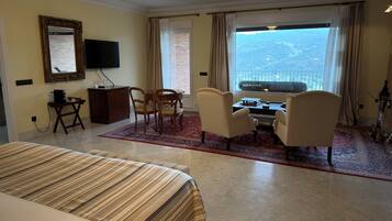 Presidentiële suite, 1 kingsize bed, terras, uitzicht op bergen