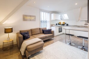 House - Host Stay Franklin Rise (Harrogate)