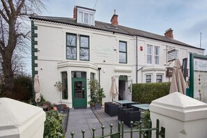 House - Host Stay Osbourne Apartment (Newcastle-upon-Tyne)