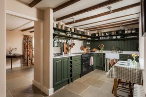 House - Host Stay Corner House (York)