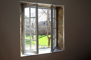 Interior - Maison typique à Gordes entre pierre, lavande et soleil. Service de conciergerie (Gordes)