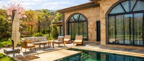 Superior Villa, Mountain View | Pool